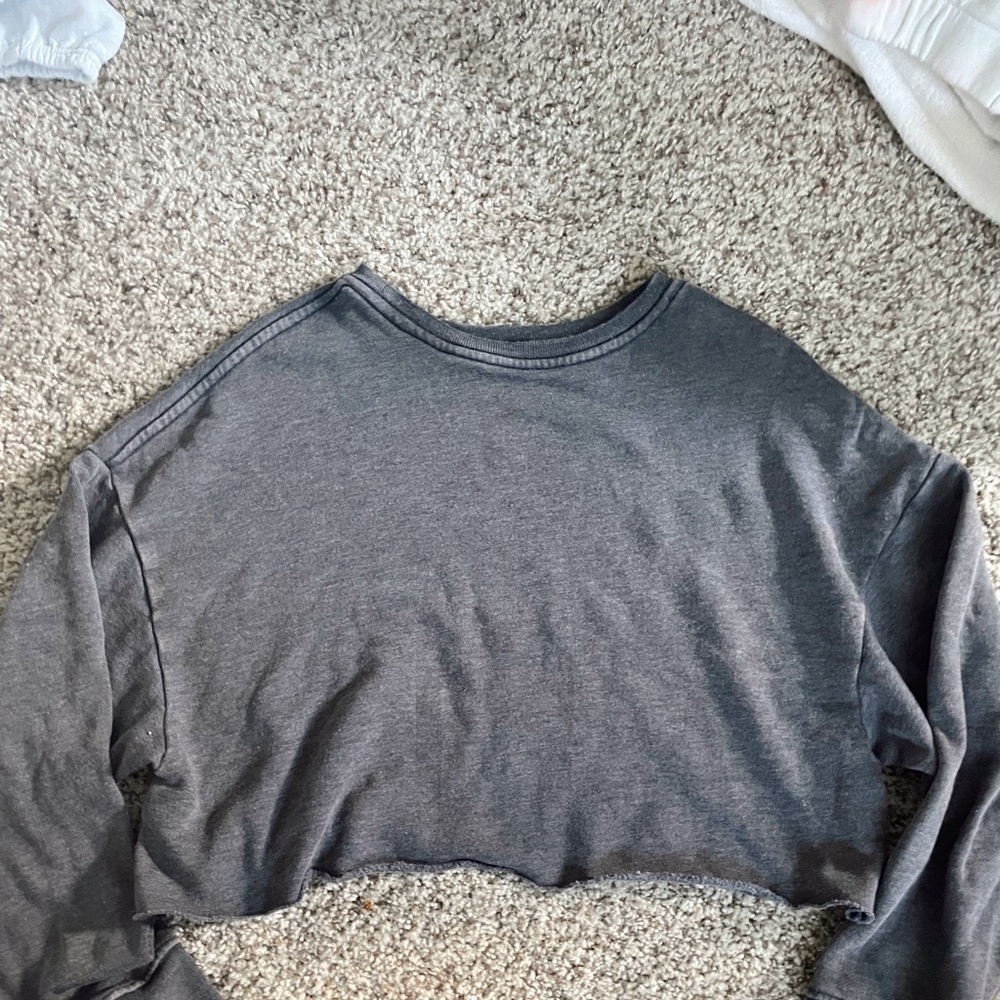 Super cute pepper black cropped crewneck from urban outfitters